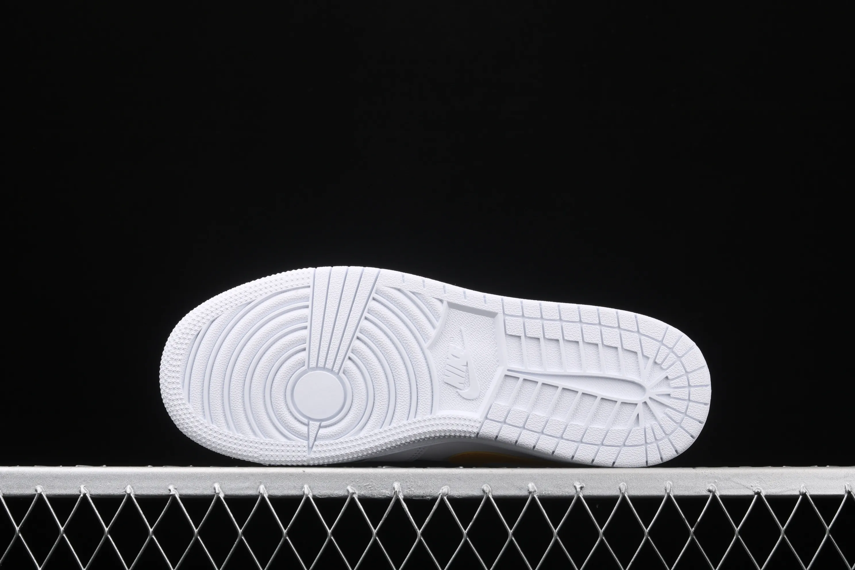 All categories Air Jordan Jordan series basketball shoes Air Jordan 1 Low Air Jordan 1 Low "White Multi" AJ1 Joe 1 four-color mandarin duck low-top cultural and leisure sports sneakers CW7035-100